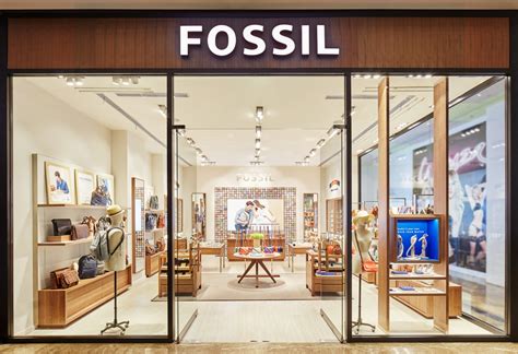 closest fossil store near me.